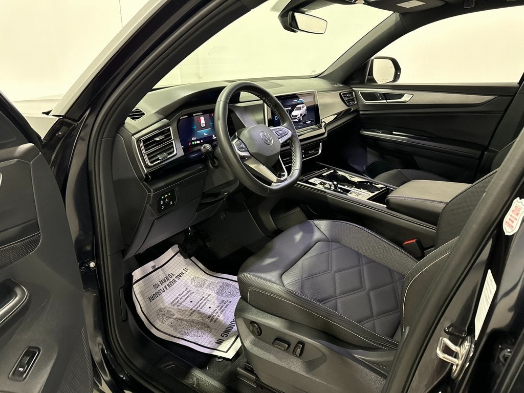 2024 Volkswagen Atlas Cross Sport 2.0T SE w/Technology