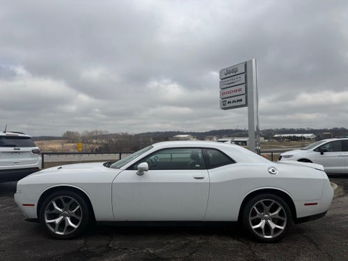2015 Dodge Challenger SXT