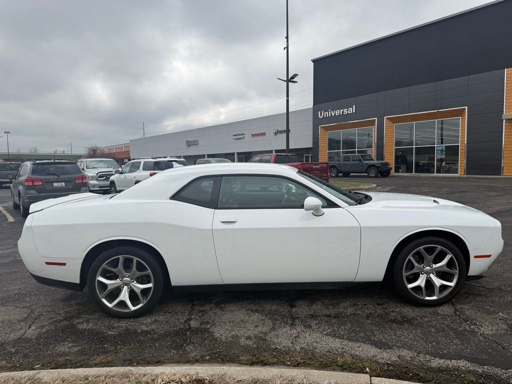 2015 Dodge Challenger SXT