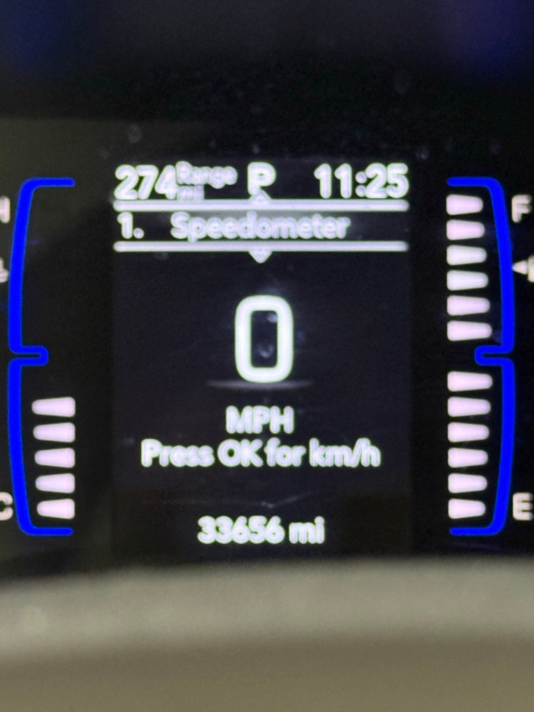 2024 Chrysler Voyager LX