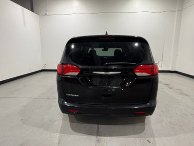 2024 Chrysler Voyager LX