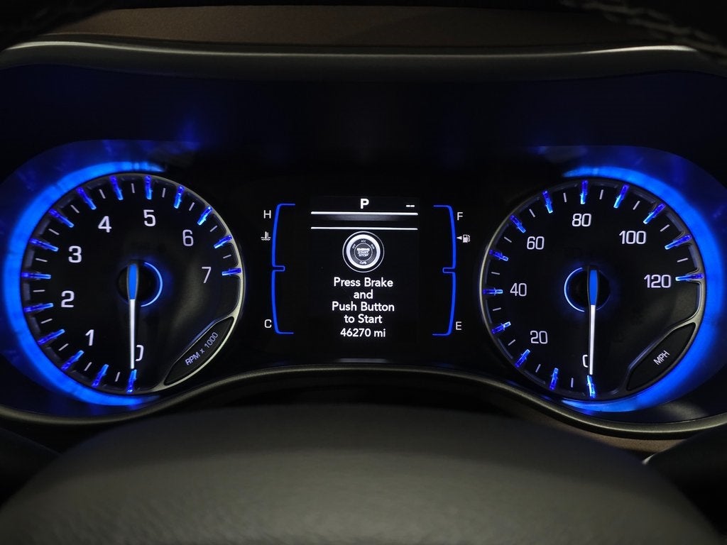 2024 Chrysler Voyager LX