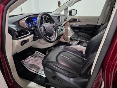 2020 Chrysler Voyager LXI