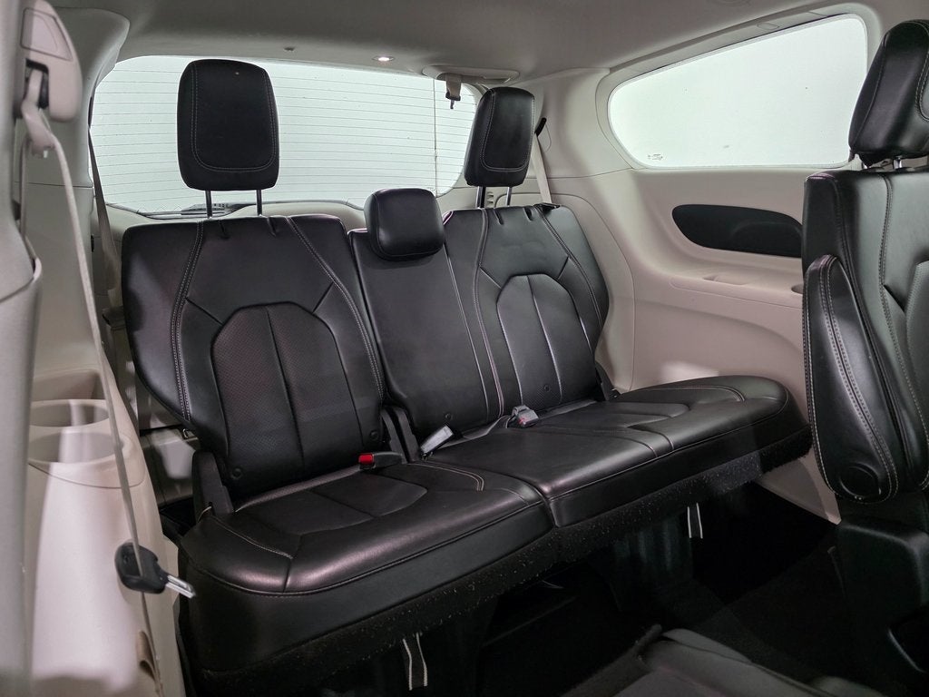 2020 Chrysler Voyager LXI