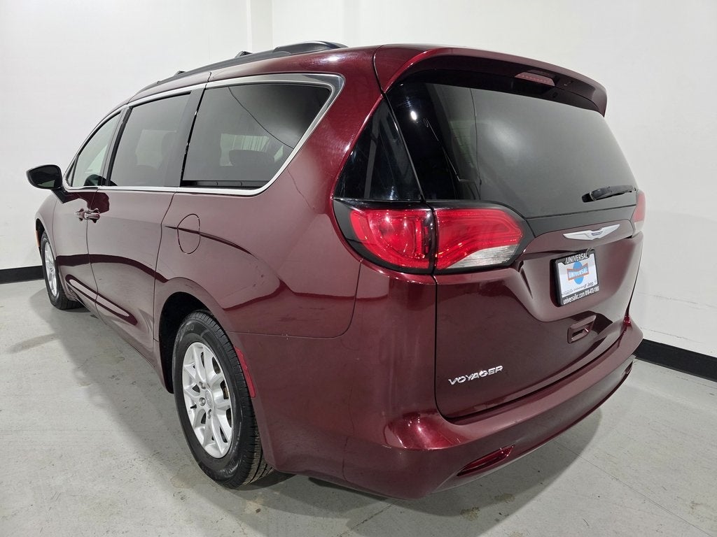2020 Chrysler Voyager LXI