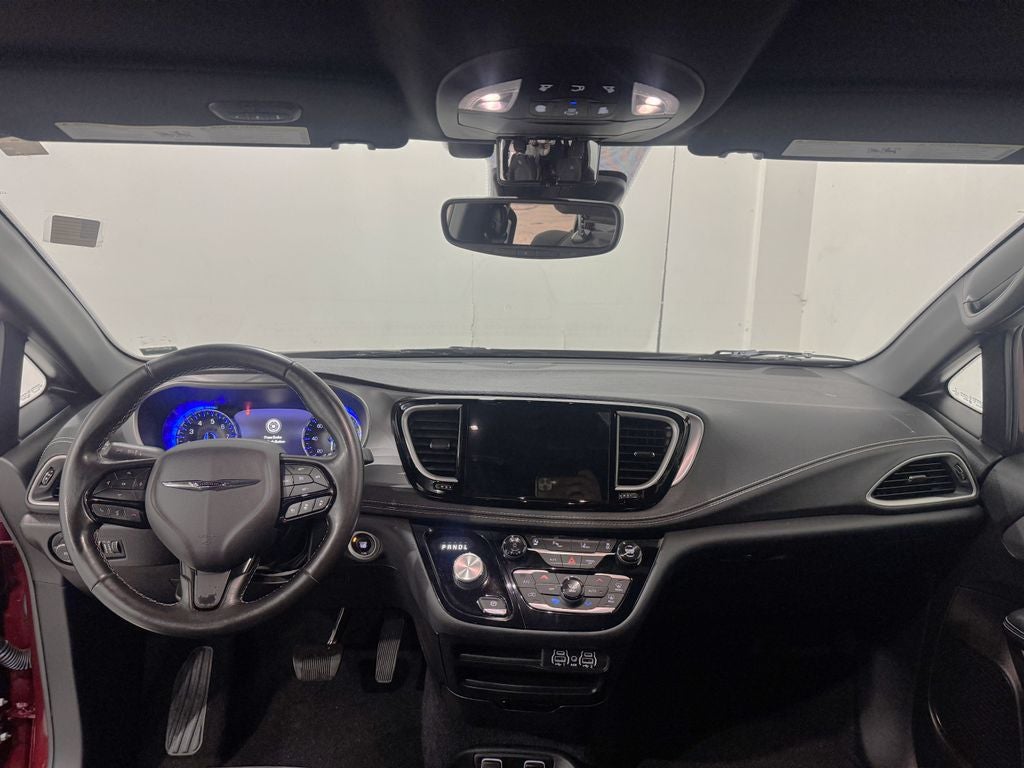 2021 Chrysler Pacifica Touring