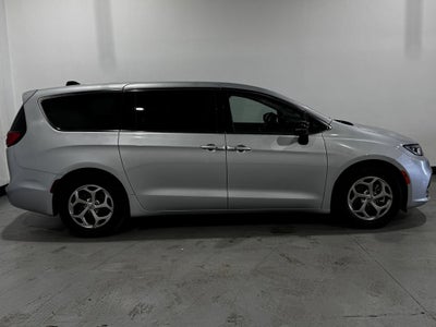 2024 Chrysler Pacifica Limited
