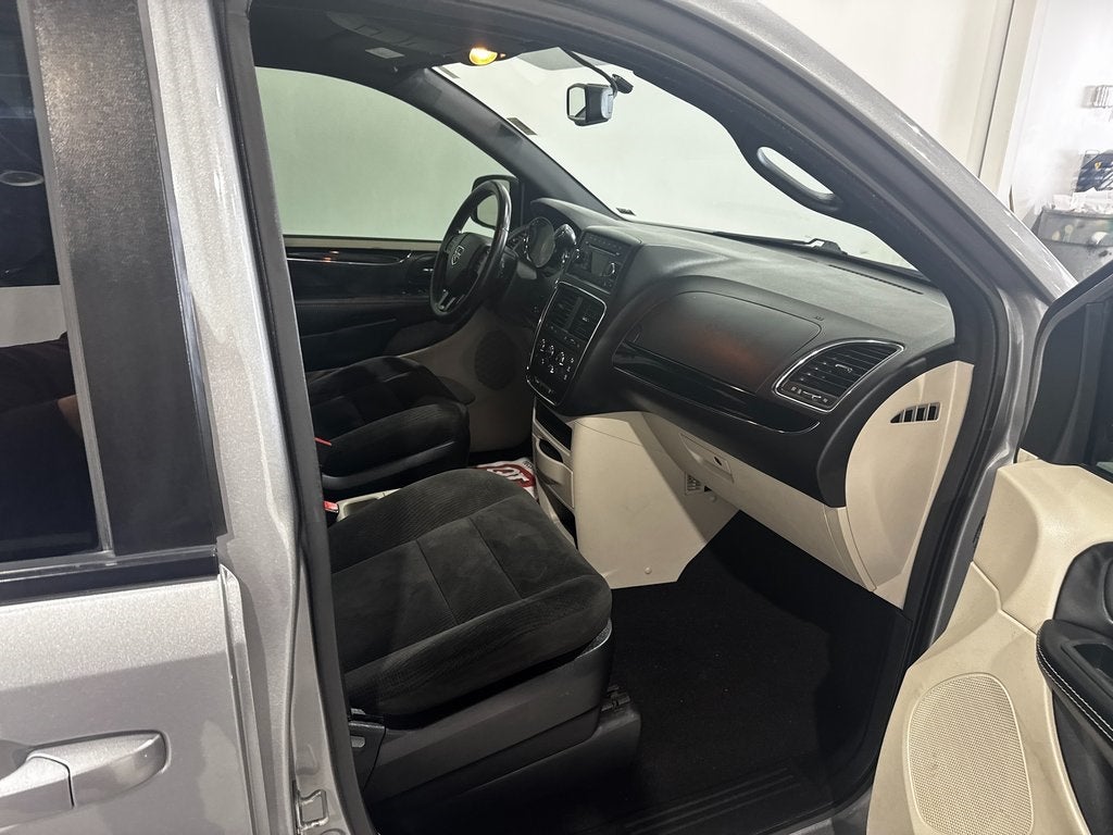 2016 Dodge Grand Caravan SE Plus