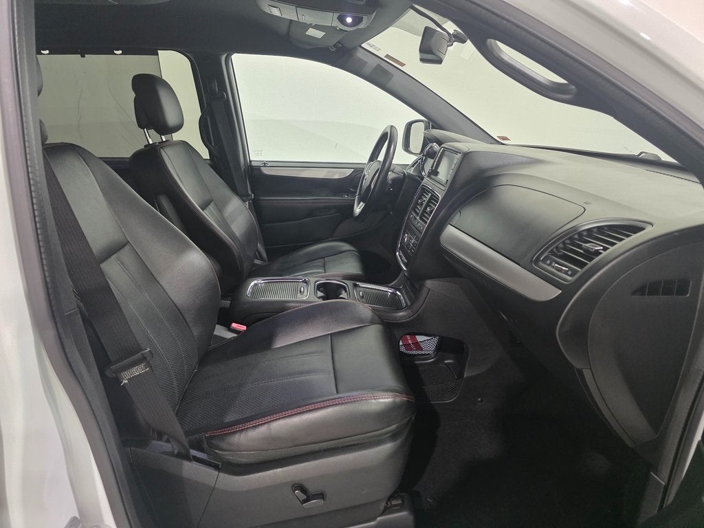 2014 Dodge Grand Caravan R/T