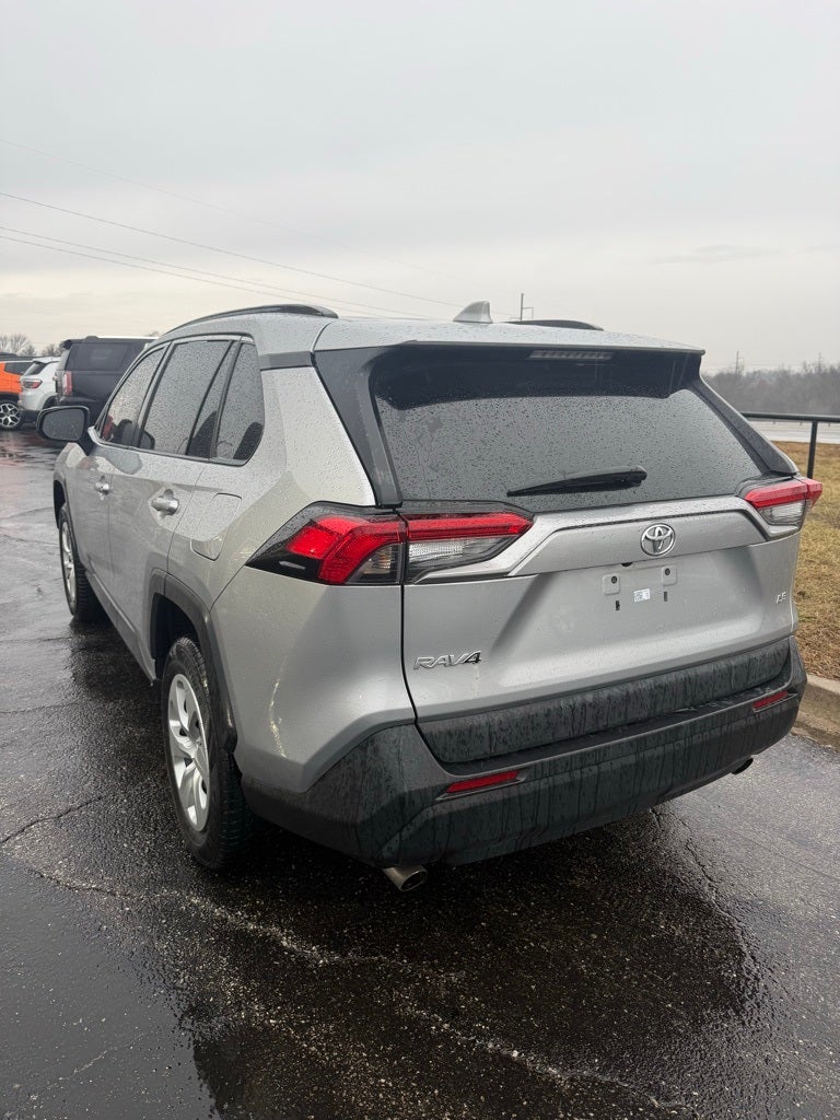 2021 Toyota RAV4 LE