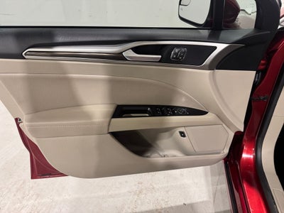 2018 Ford Fusion Hybrid SE