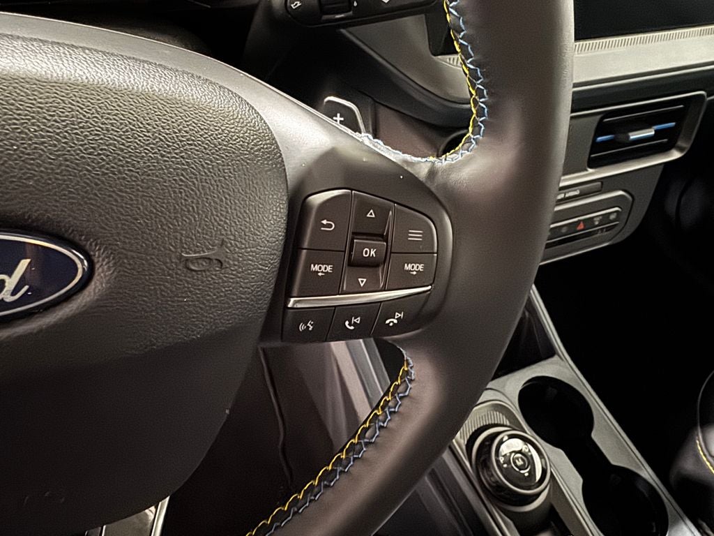 2025 Ford Maverick Lobo Standard