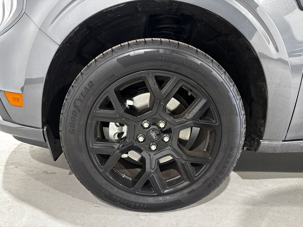 2025 Ford Maverick Lobo Standard