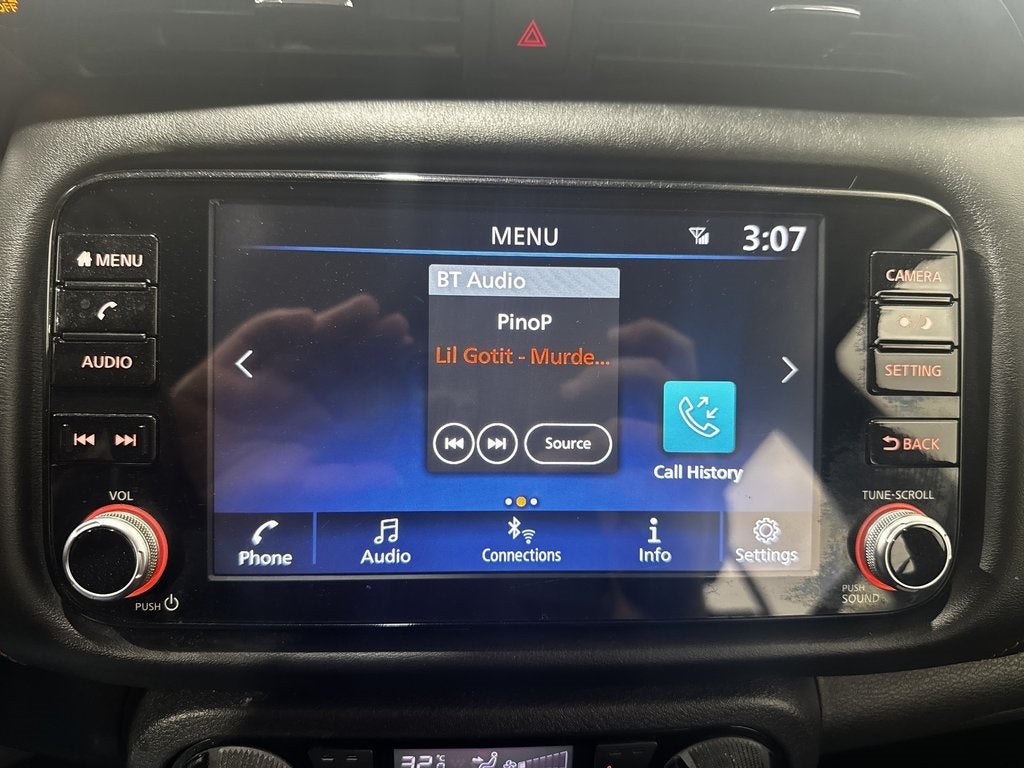 2021 Nissan Kicks SR Premium