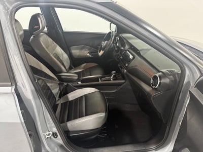 2021 Nissan Kicks SR Premium
