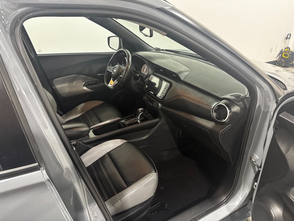 2021 Nissan Kicks SR Premium