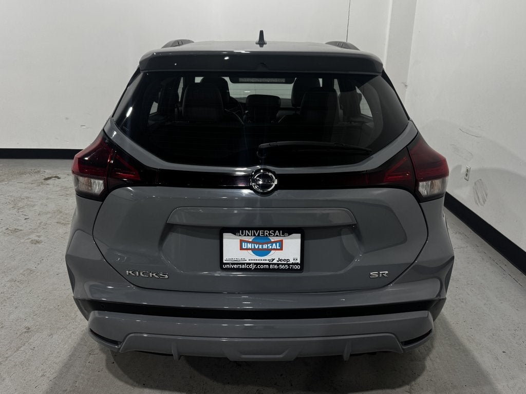 2021 Nissan Kicks SR Premium