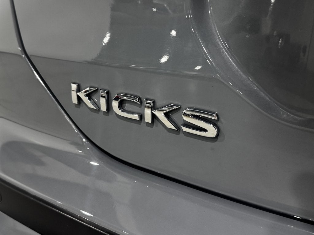 2021 Nissan Kicks SR Premium
