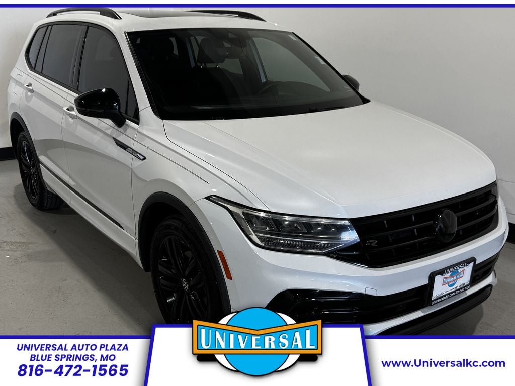 2022 Volkswagen Tiguan 2.0T SE R-Line Black's photo