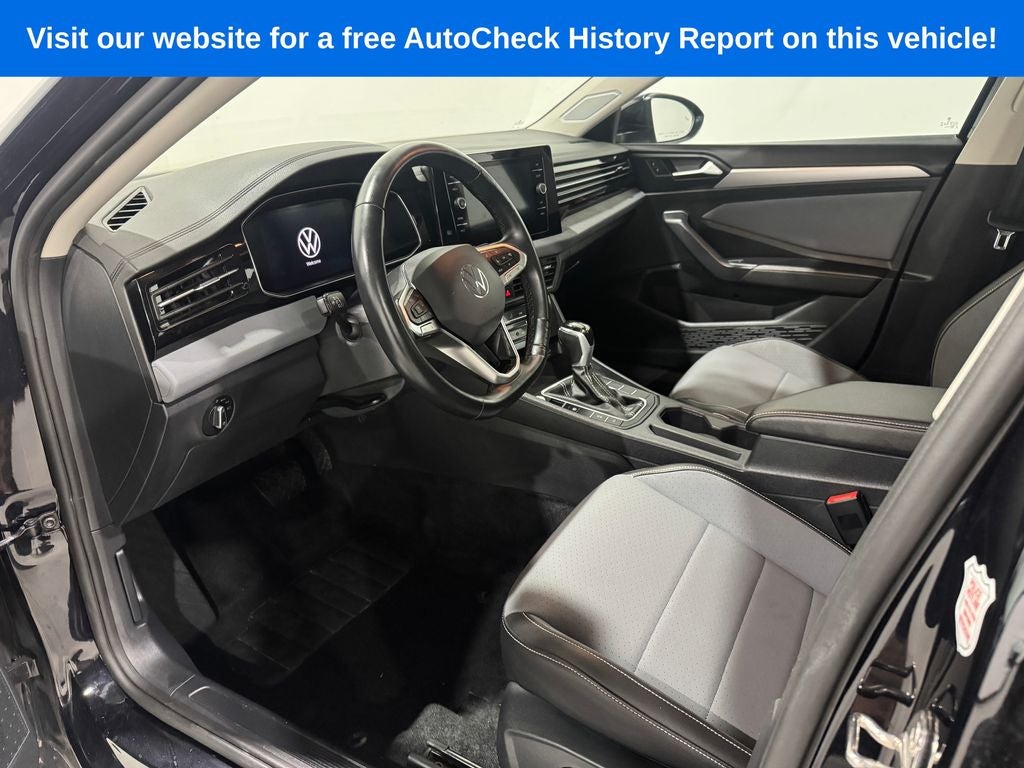 2025 Volkswagen Jetta 1.5T SE