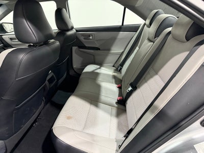 2017 Toyota Camry SE