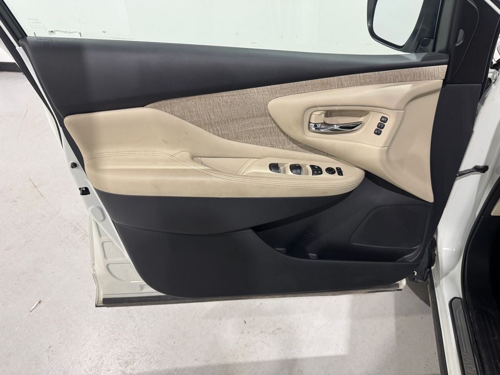 2022 Nissan Murano SL