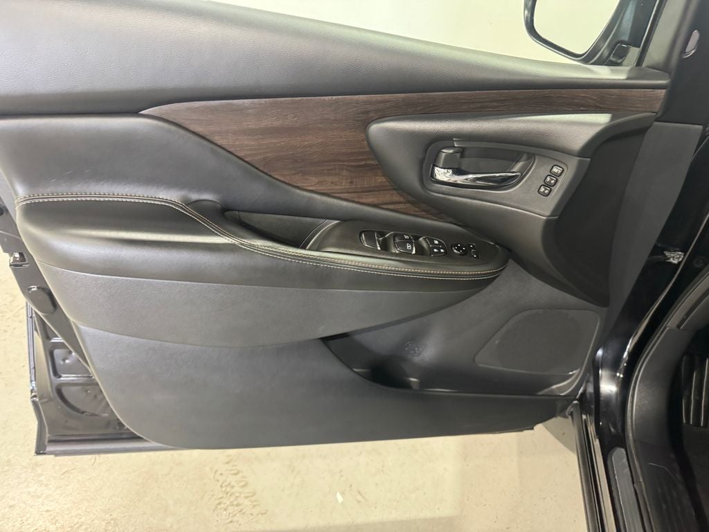 2023 Nissan Murano Platinum