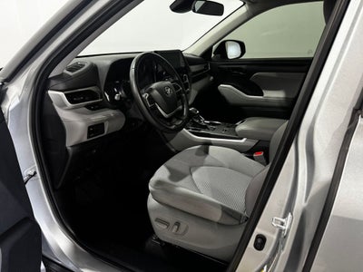2023 Toyota Highlander Hybrid LE