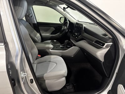 2023 Toyota Highlander Hybrid LE
