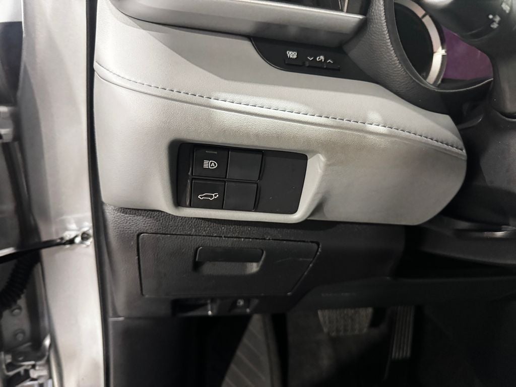 2023 Toyota Highlander Hybrid LE