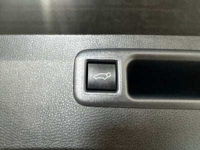 2023 Toyota Highlander Hybrid LE