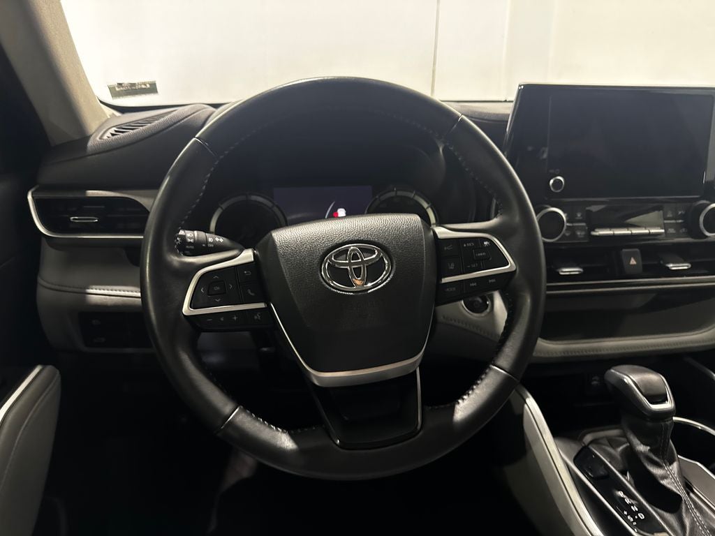 2023 Toyota Highlander Hybrid LE