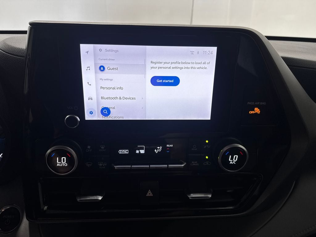 2023 Toyota Highlander Hybrid LE