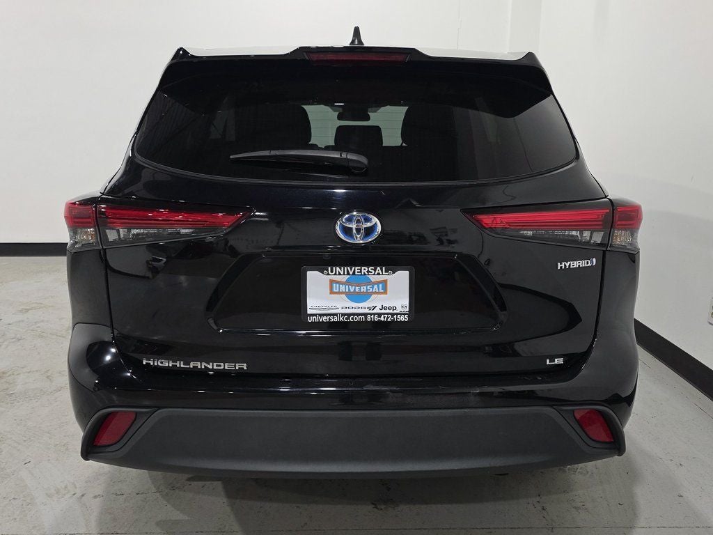 2022 Toyota Highlander Hybrid LE