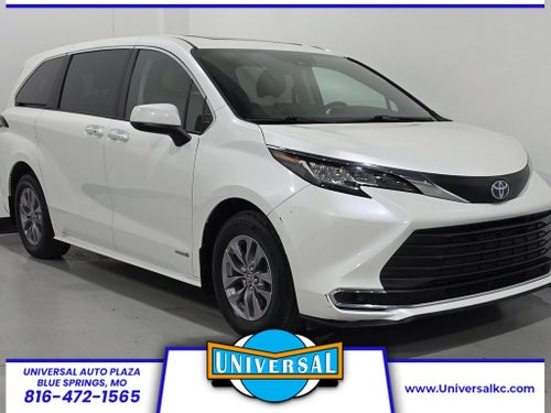 2021 Toyota Sienna XLE 7 Passenger