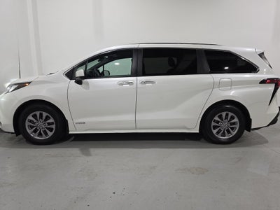 2021 Toyota Sienna XLE 7 Passenger