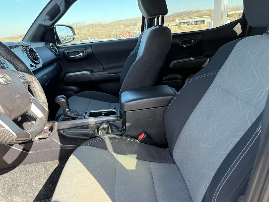 2021 Toyota Tacoma TRD Sport V6