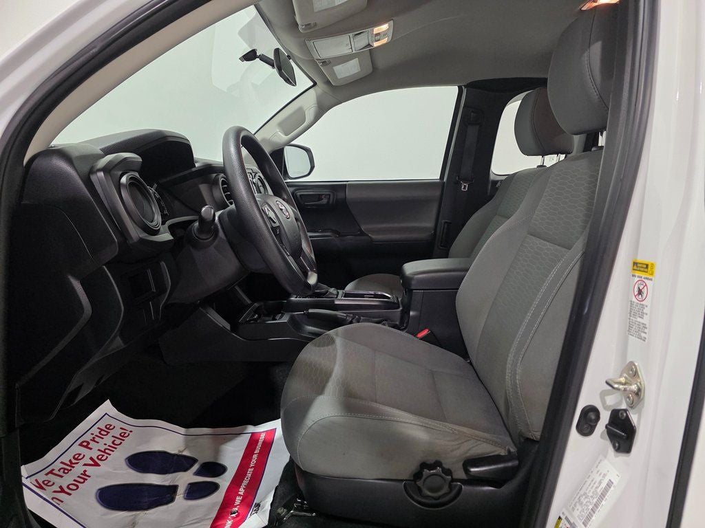 2016 Toyota Tacoma SR