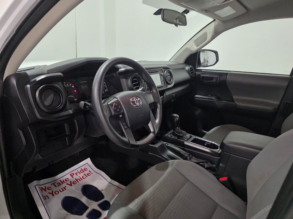 2016 Toyota Tacoma SR