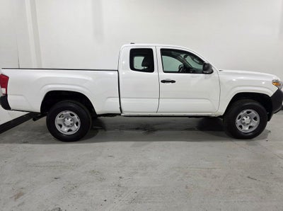 2016 Toyota Tacoma SR