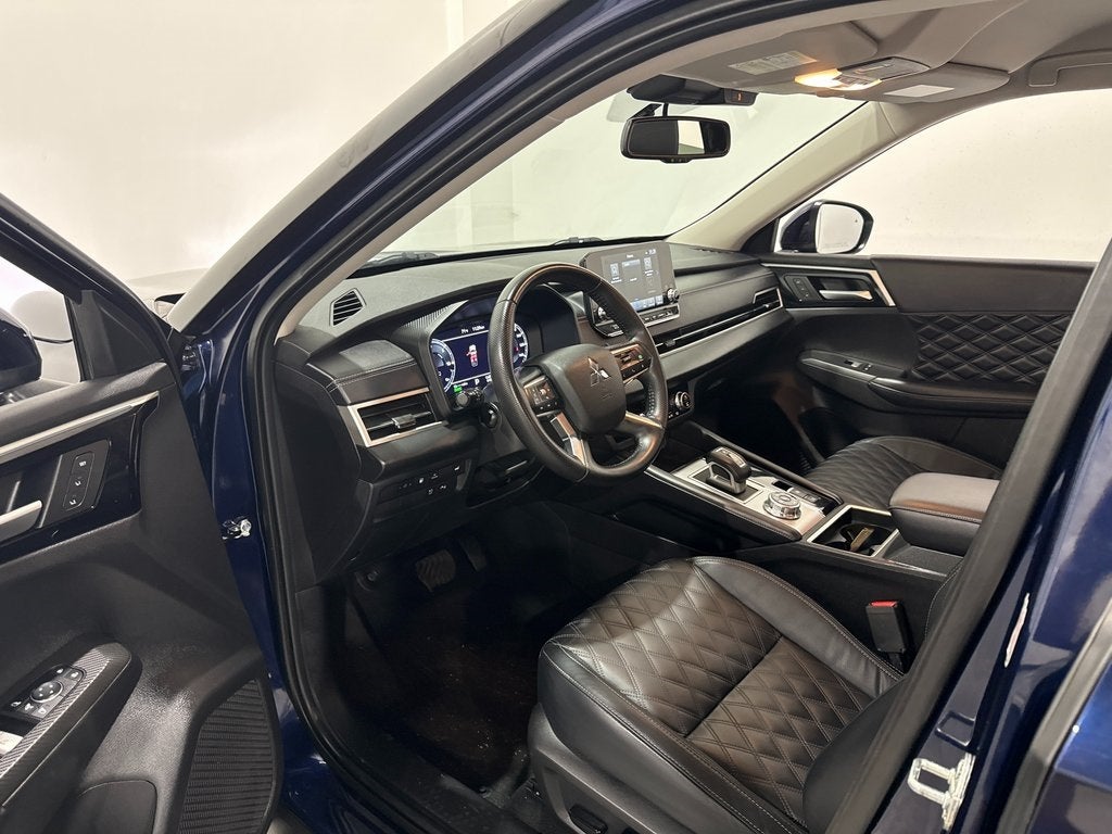 2023 Mitsubishi Outlander PHEV SEL