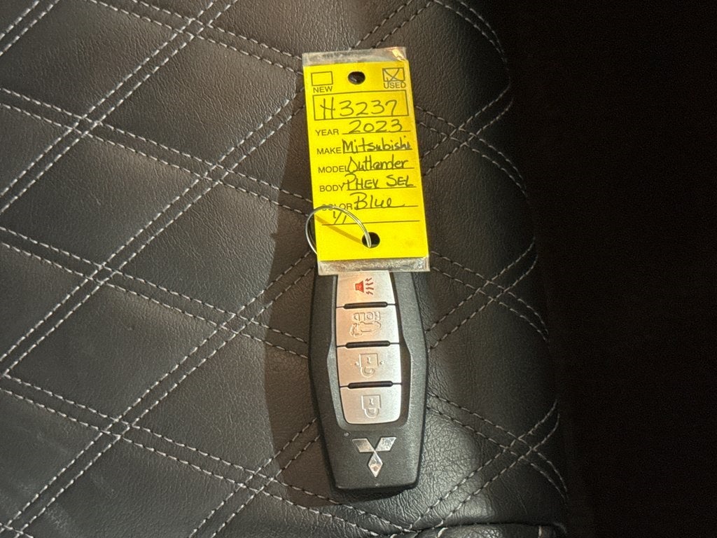 2023 Mitsubishi Outlander PHEV SEL