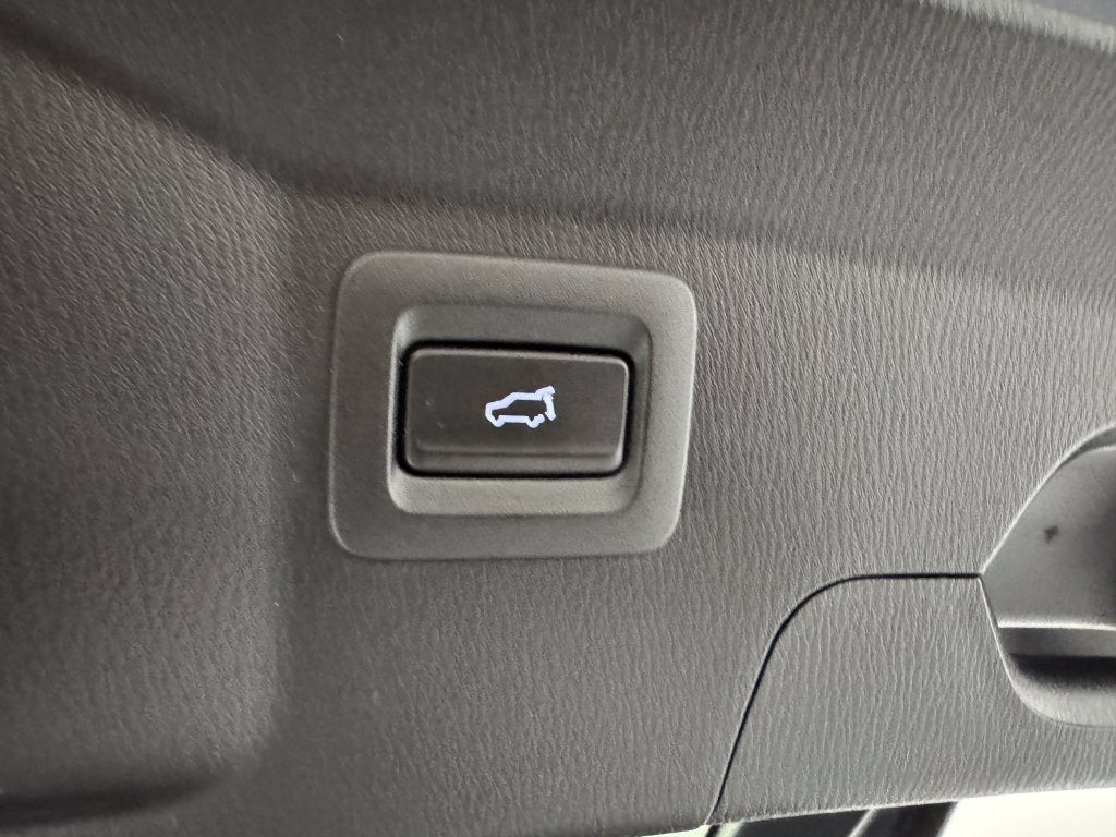 2023 Mazda Mazda CX-9 Carbon Edition