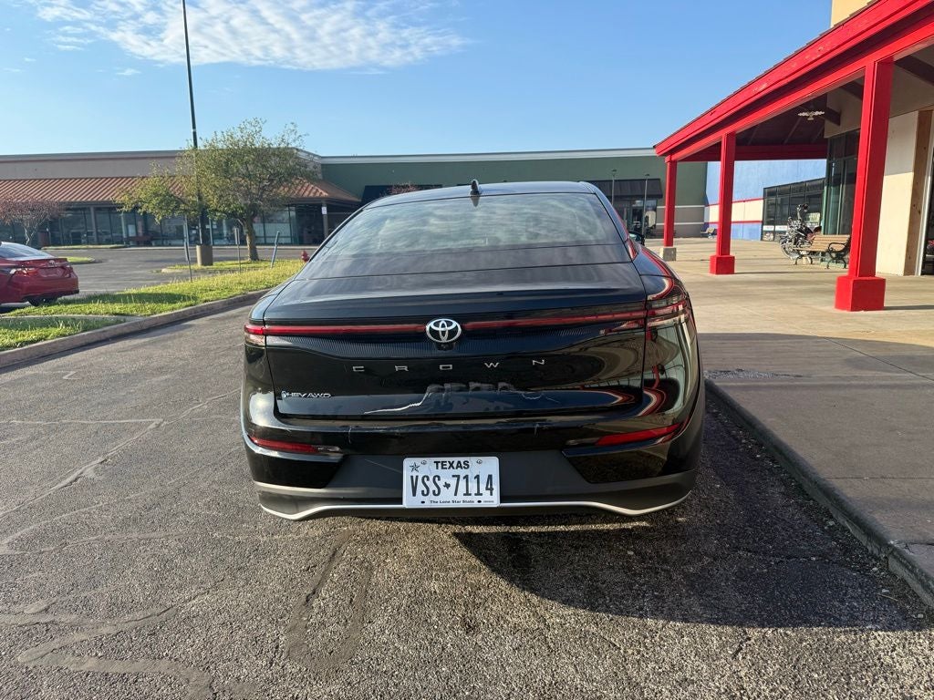 2025 Toyota Crown XLE