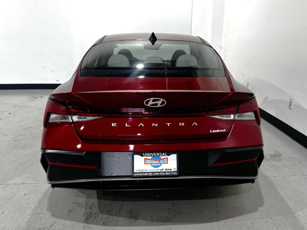 2025 Hyundai Elantra Limited