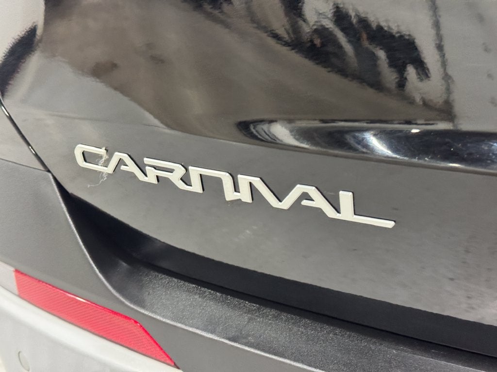 2025 Kia Carnival LXS