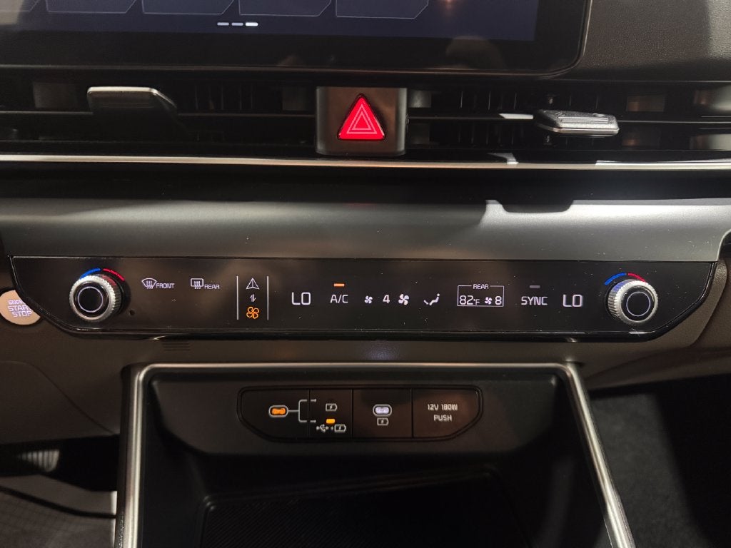 2025 Kia Carnival LXS
