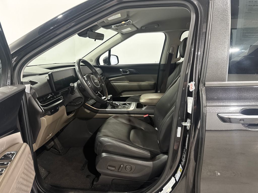 2025 Kia Carnival LXS