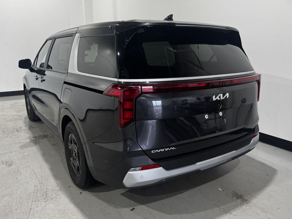 2025 Kia Carnival LXS
