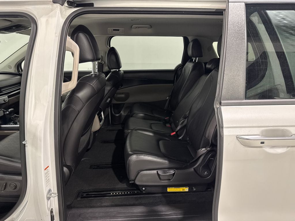 2025 Kia Carnival LXS